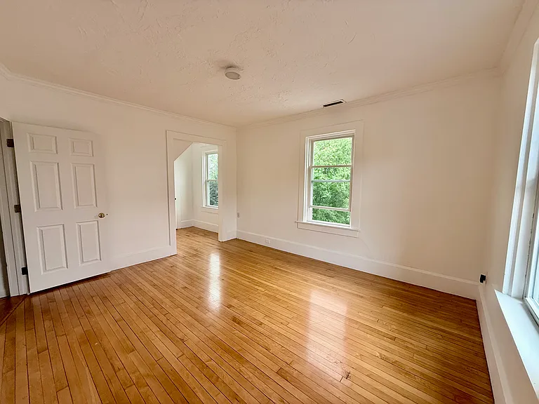 5 Stoneland Rd #2 — Photo 5