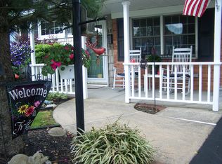 18 Pine St, Edison, NJ 08817