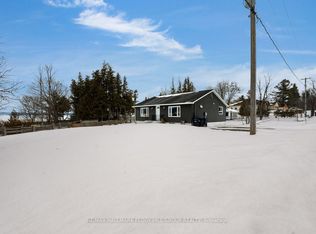5724 & 1 Penetanguishene Rd, Springwater, ON L0L 1P0
