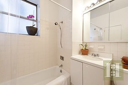 4th image of 257 Central Park W APT 2A