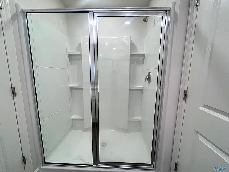 146 Maple Spring Trl — Photo 26