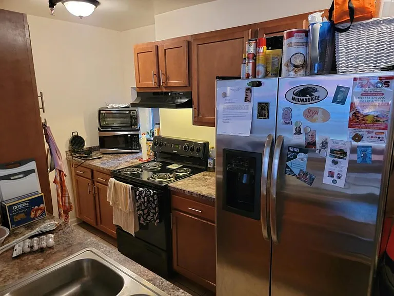 Kitchen unit cabinetry