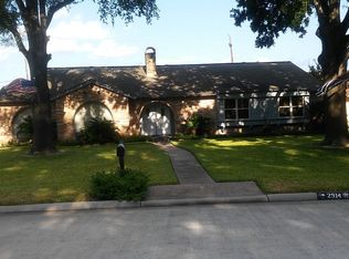 2914 Riata Ln, Houston, TX 77043