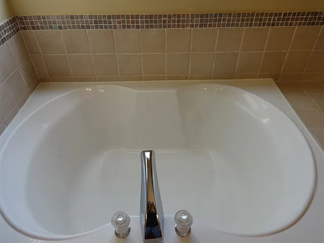 4936 Claymill Dr — Photo 10