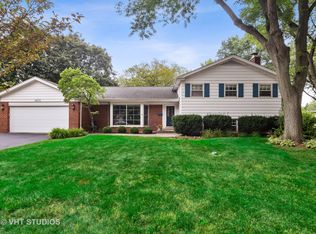 2650 Crabtree Ln, Northbrook, IL