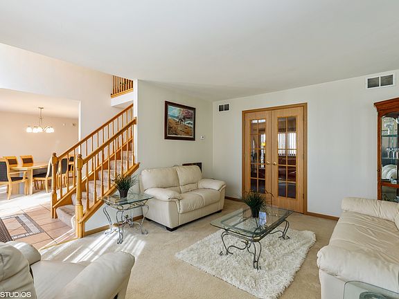 3rd image of 16759 Carrington Dr