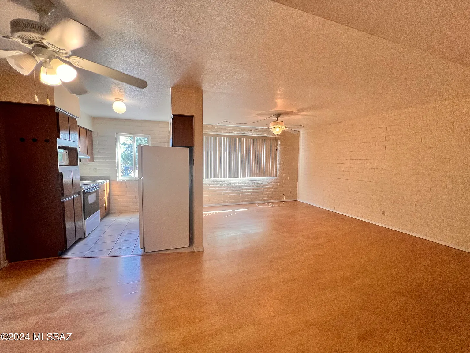 1 bed, 1.5 bath, 958 sqft, $950 — Photo 4