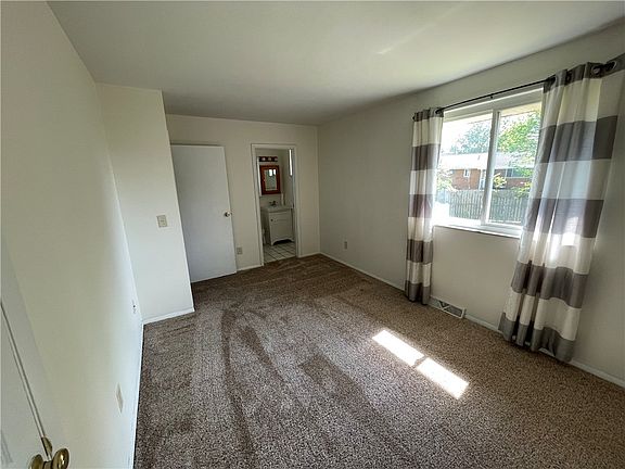 5th image of 5033 Ormand Rd