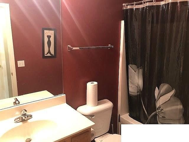1st image of 5315 S 190th St