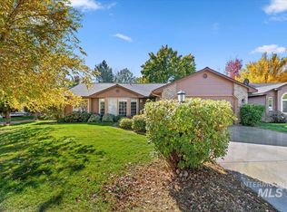 12493 W Driftwood Dr, Boise, ID 83713