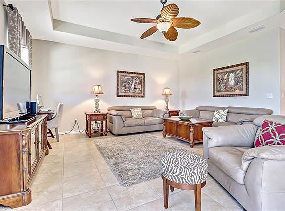 4th image of 21669 Belvedere Ln