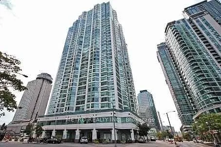 10 Yonge St #3412