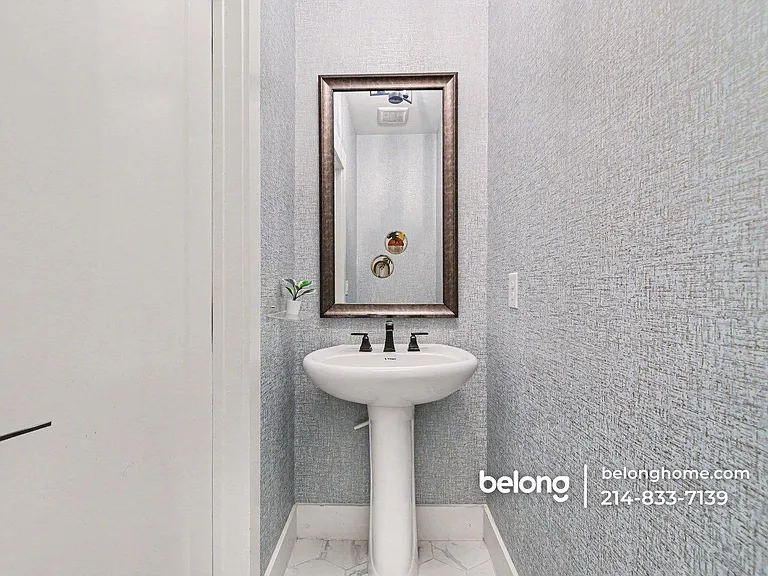 860 Bandera Ct — Photo 9