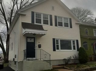 73 Winthrop Ave, Providence, RI 02909