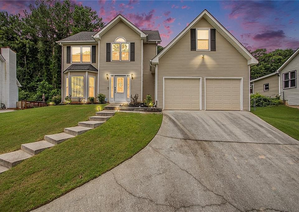 1st image of 851 Louisa Ln