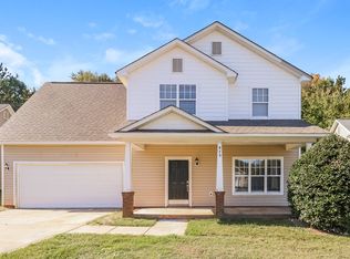 873 Raindrops Rd, Gastonia, NC 28054