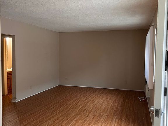 5th image of 10120 Scott Ave APT 5