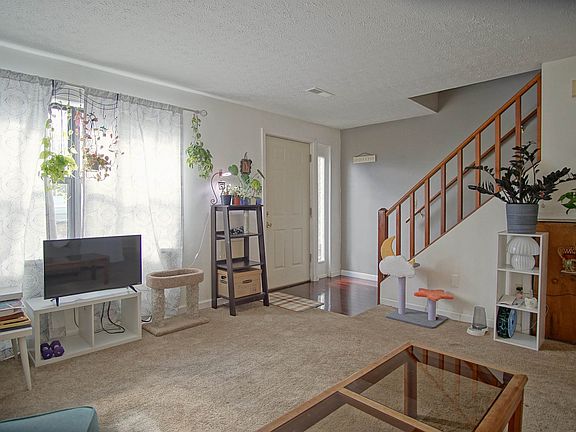 4th image of 2598 Townhouse Dr SE