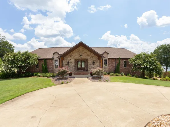 100 Ted Ct, Lincoln, AL 35096