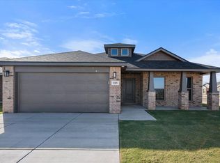 1323 N Chicago Ave, Lubbock, TX 79416