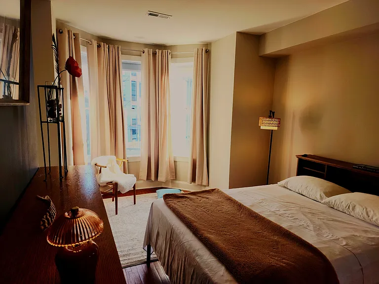 547 Florida Ave NW #5 — Photo 1