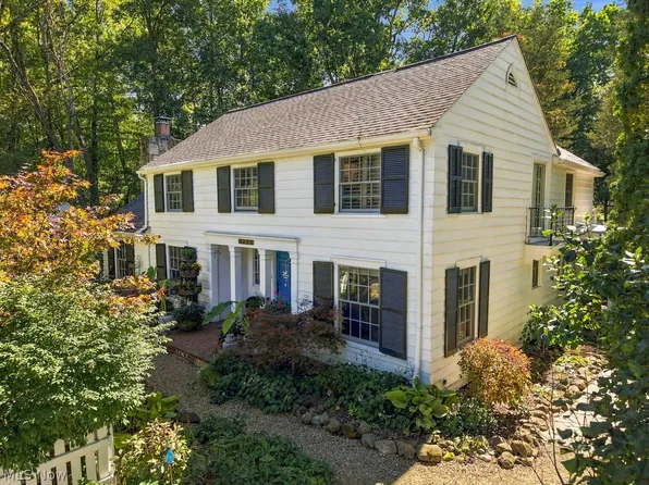 282 Shawnee Trl, Aurora, OH 44202