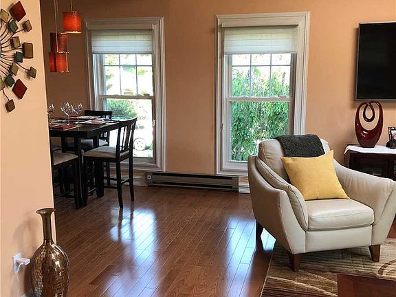4th image of 590 Haig St APT 108