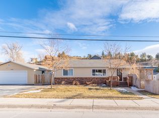 1906 Red Dale Dr, Rapid City, SD 57702