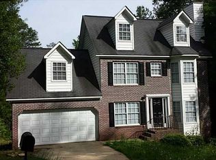 8529 Donald Rd, Snellville, GA 30039