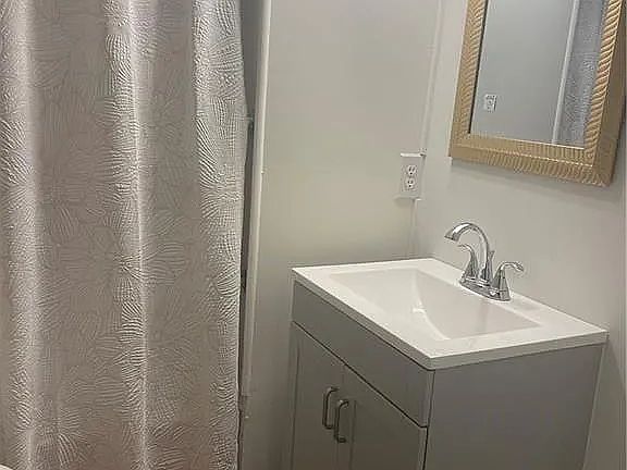 5th image of 5834 Bentley Rd
