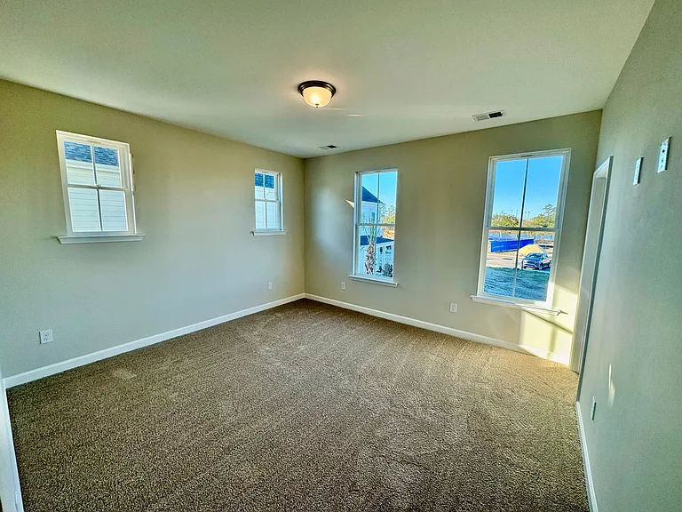 2820 Cook Cir #D — Photo 27