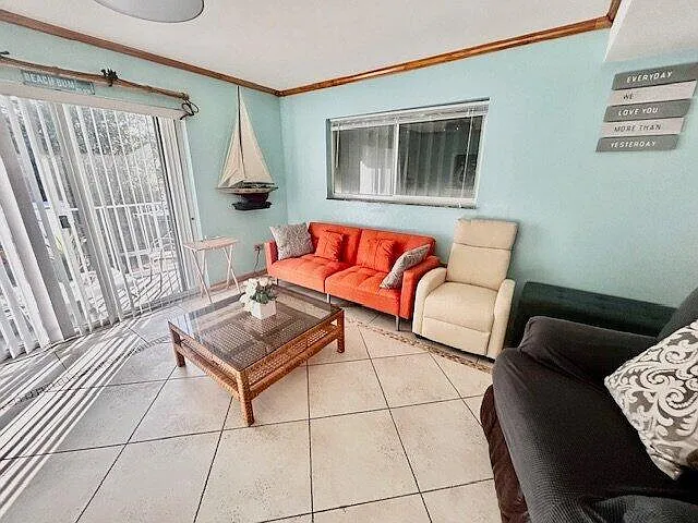 300 Ocean Dr #20 — Photo 8