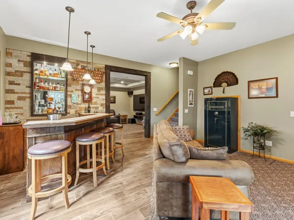 26275 Woodlands Pkwy NW, Zimmerman, MN 55398