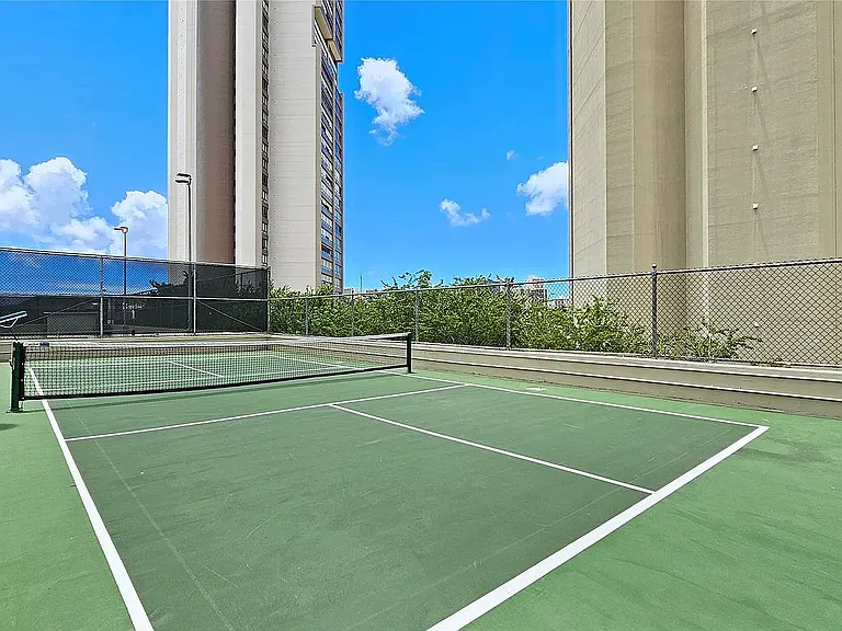 2499 Kapiolani Blvd #401 — Photo 14