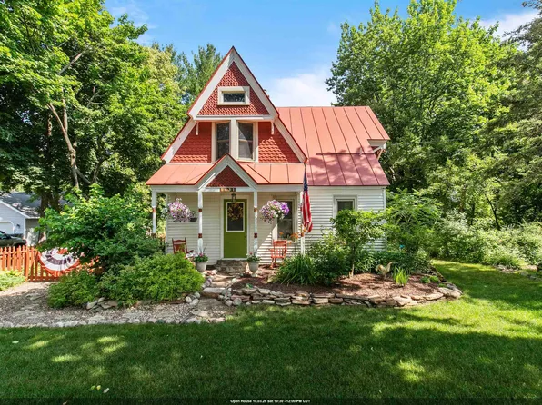 1631 Royalton St, Waupaca, WI 54981