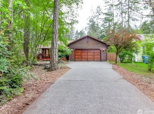 13810 Sandy Point West NW #NW, Gig Harbor, WA 98329