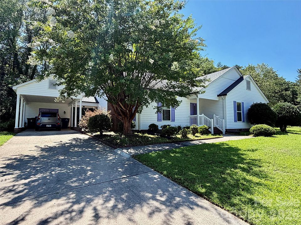 1st image of 477 Birchwood Trl NE