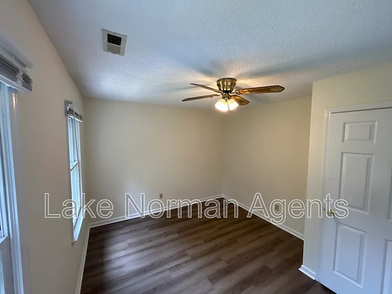 4709 Grassy Creek Rd — Photo 8