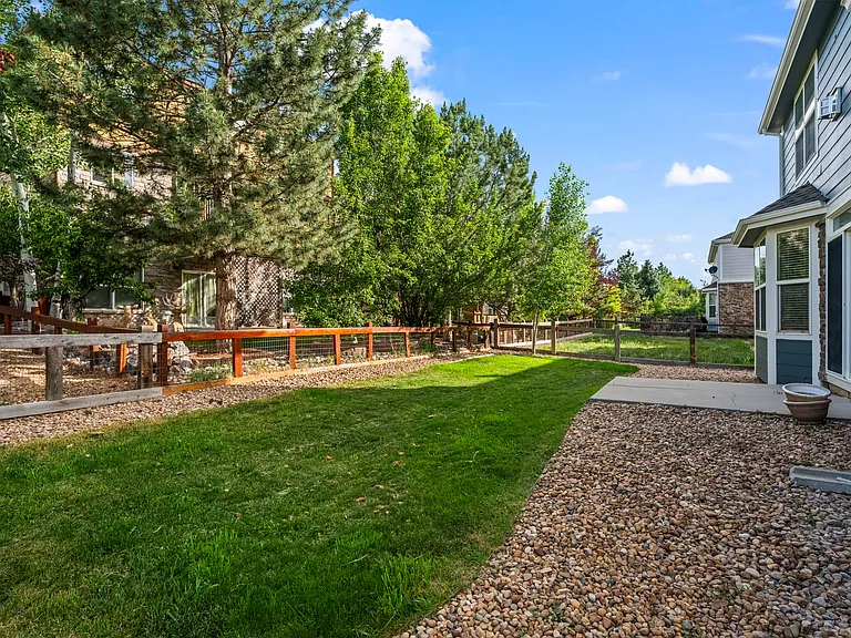 26017 E Frost Cir — Photo 14