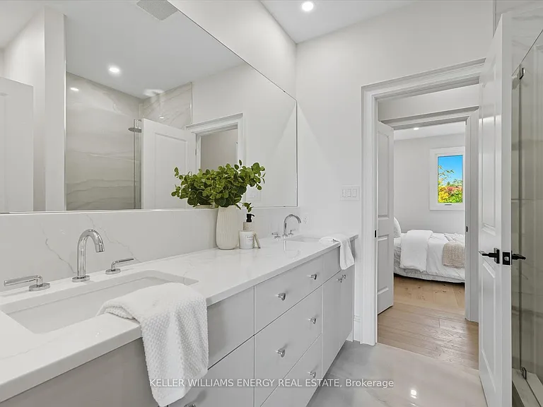 631 Mill St S — Photo 16