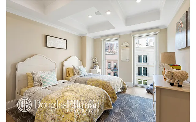 Sold by Douglas Elliman | media 25