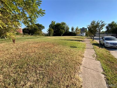 528 N Newstead Ave, Saint Louis, MO, 63108