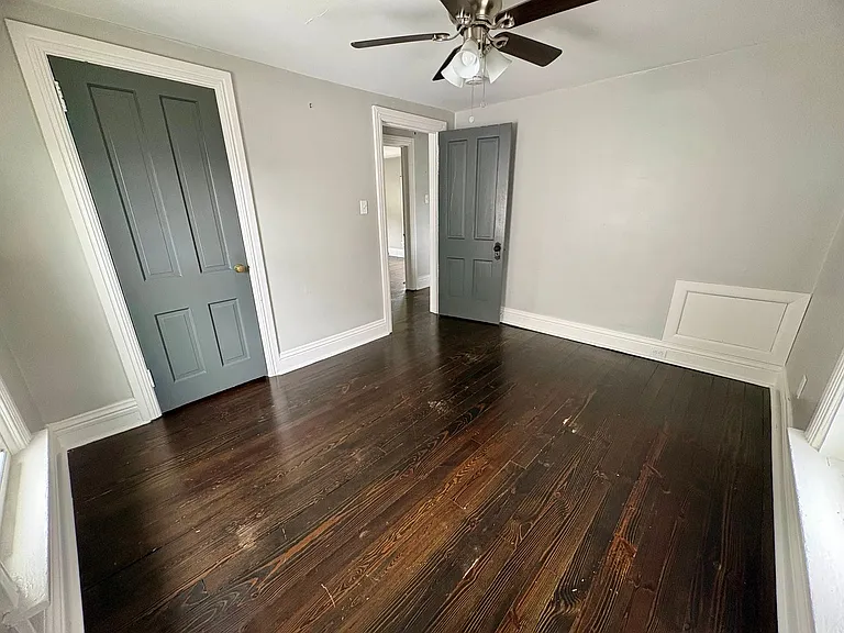 348 E Derry Rd — Photo 26