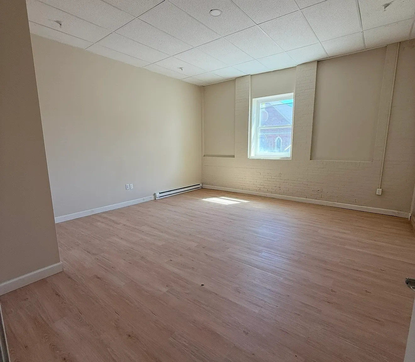 1 bed, 800 sqft, $850 — Photo 3