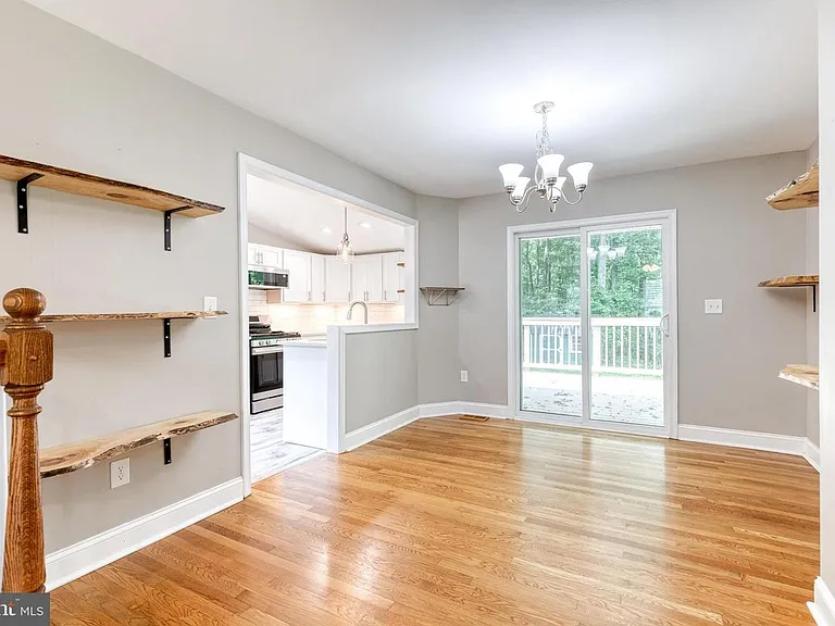 6922 Hollenberry Rd — Photo 5