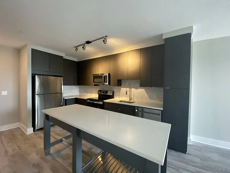 ONE501 — Photo 125