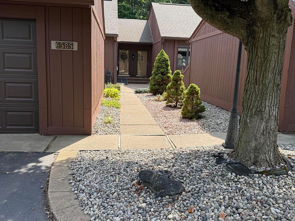 2nd image of 6858 San Gabriel Dr #8