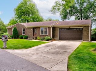 10216 Westwego Pl, Jeffersontown, KY 40299