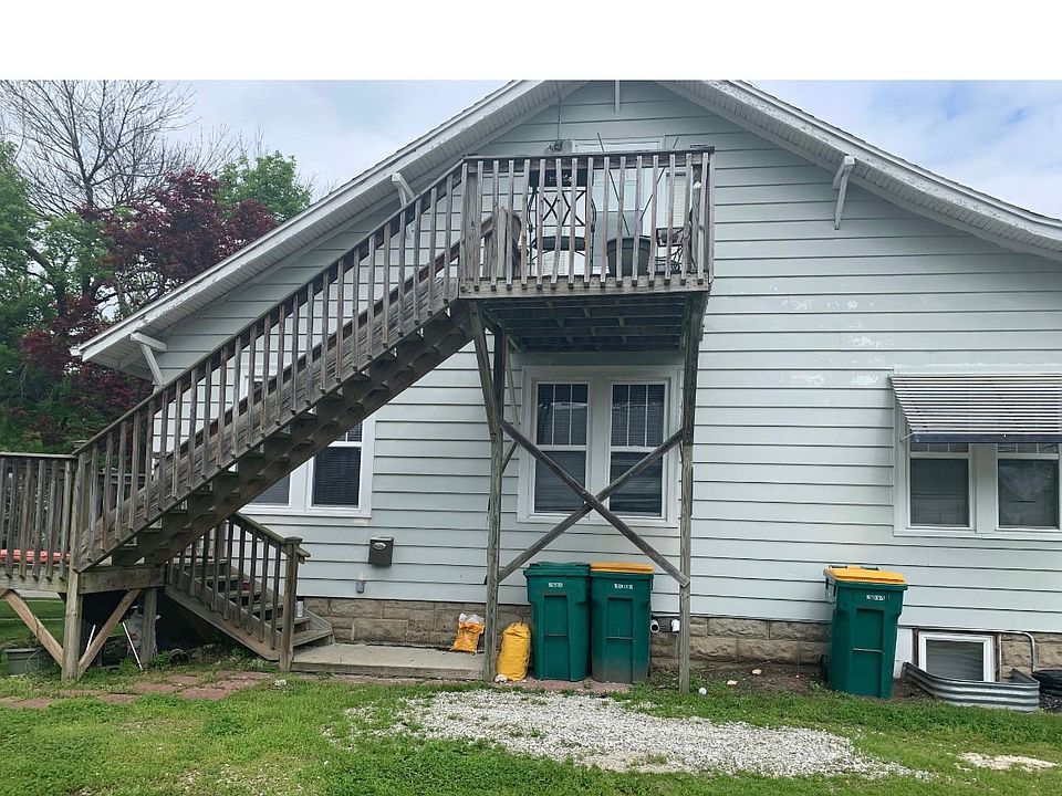 1st image of 504 W Murray St