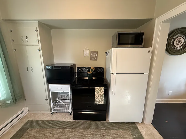 503 N Main St #B — Photo 15